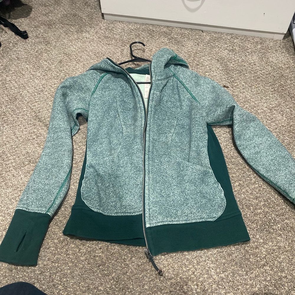 Lululemon Scuba